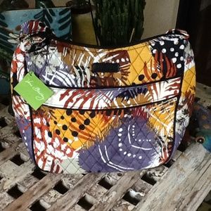 NWT VERA BRADLEY CARRYALL CROSS PAINTED FE…